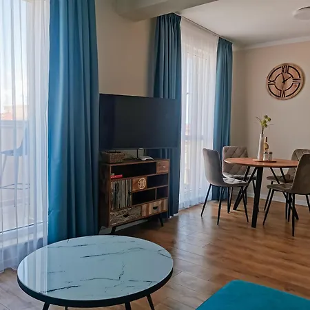 Amber Drop With A Pool Appartement Ravda